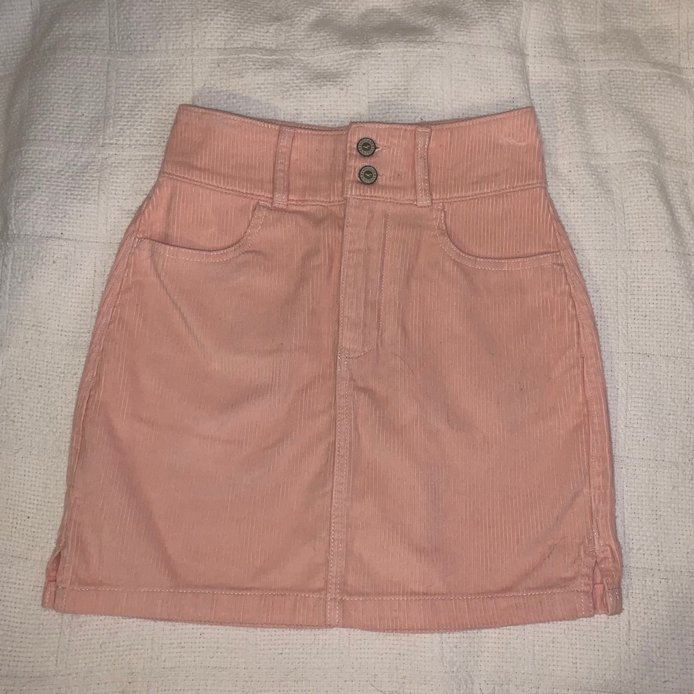 00 hollister light pink corduroy skirt